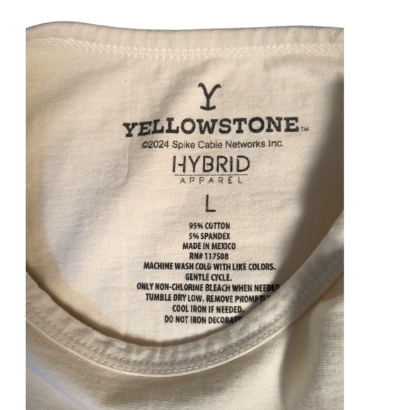 Yellowstone DUTTON RANCH Official Crop T-shirt Off White SZ Large - Picture 4 of 5
